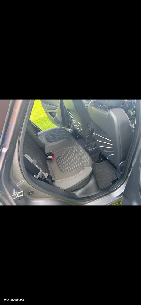 Renault Captur 0.9 TCE Exclusive - 11