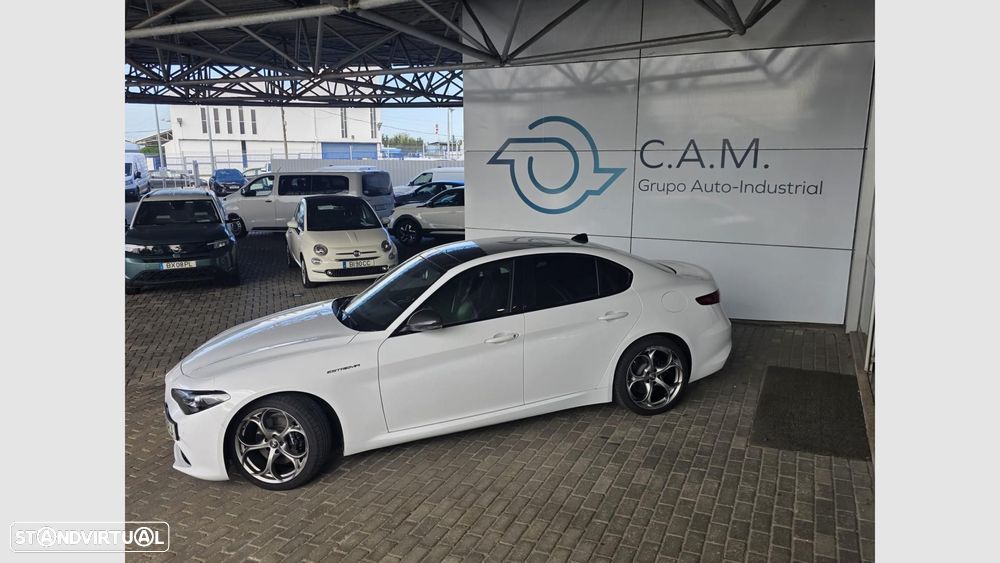 Alfa Romeo Giulia 2.2 D Estrema Q4 AT8 - 7