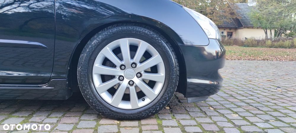 Honda Civic 2.0i Sport - 19