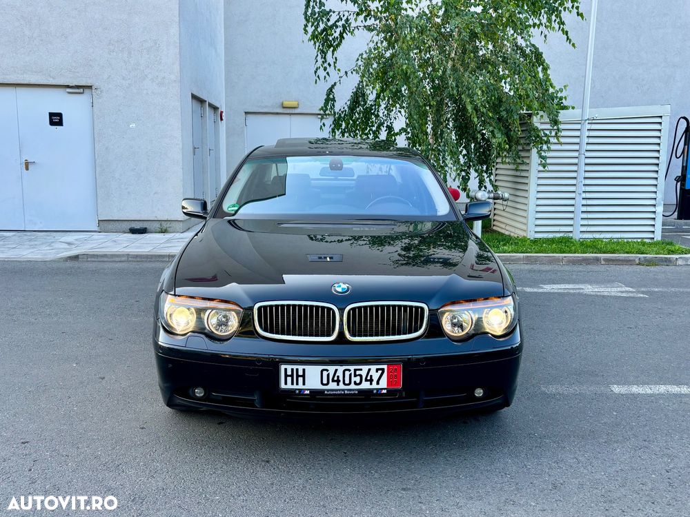BMW Seria 7 745i - 10