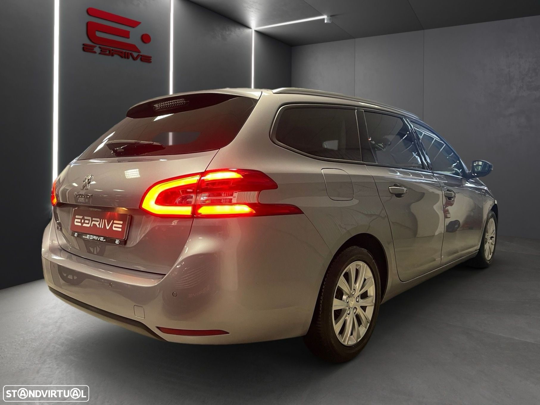 Peugeot 308 SW 1.5 BlueHDi Style - 6