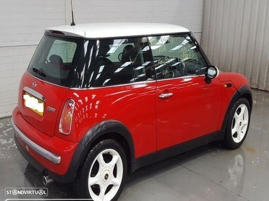 Mini Cooper 1.6i de 2001 disponível para peças - 3