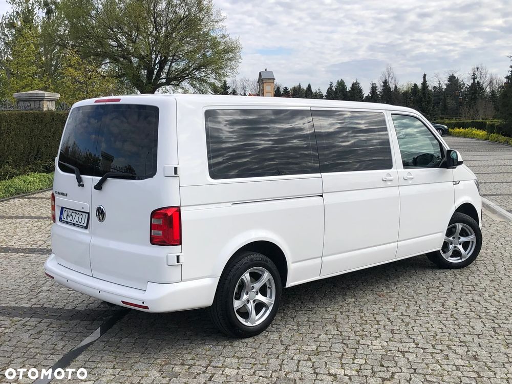 Volkswagen Caravelle - 23