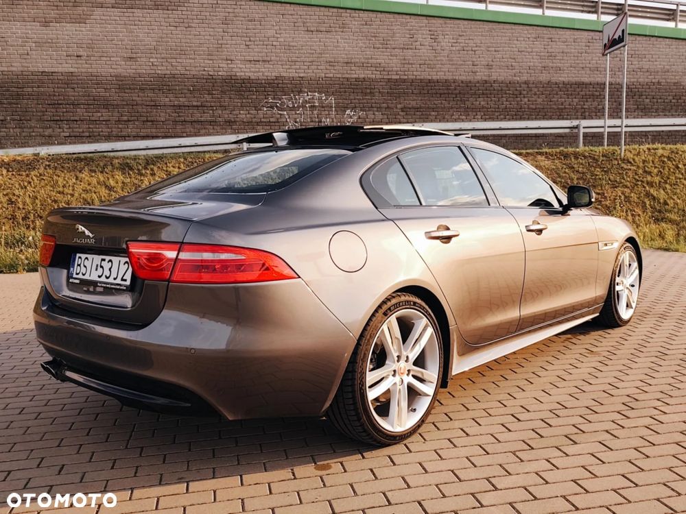 Jaguar XE 20d R-Sport - 7