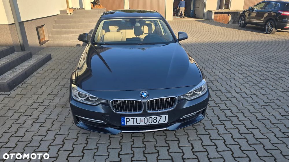 BMW Seria 3 328i Luxury Line - 1