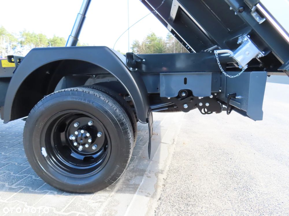 Iveco DAILY 35C16 163 KM Wywrotka Kiper Wywrot x 3 Strony 3211 mm Długi Renomowanej Firmy SCATTOLINI HAK 3500 Kg 53 Tys Km Przeb. Stan Auta NOWY POLECAM - 9