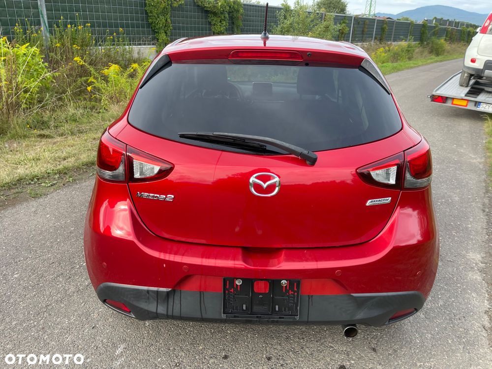 Mazda 2 - 5