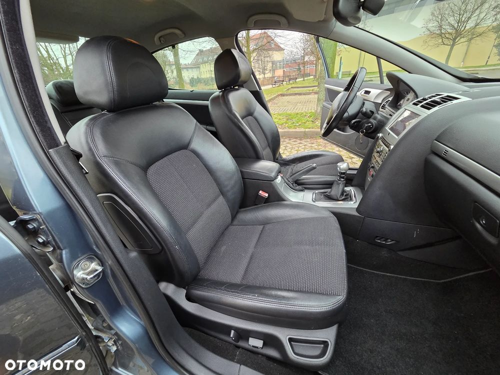 Peugeot 407 HDi 135 JBL - 16