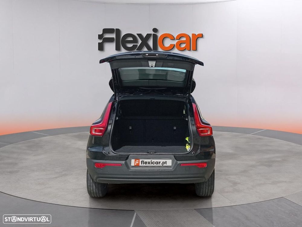 Volvo XC 40 1.5 T2 Momentum Core - 9