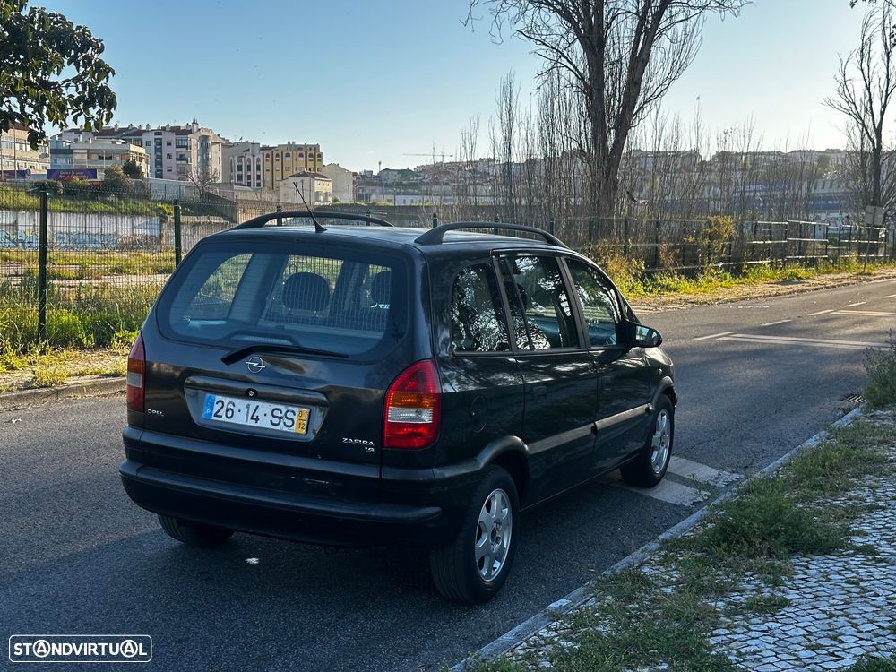Opel Zafira - 3