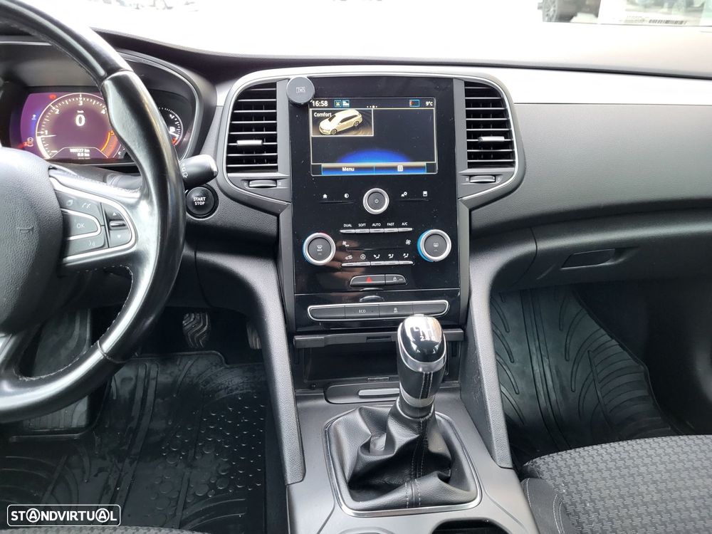 Renault Talisman Sport Tourer - 14