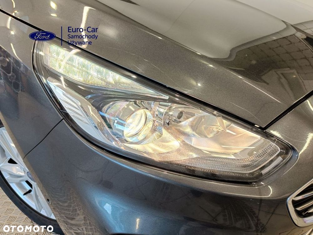Ford S-Max - 12