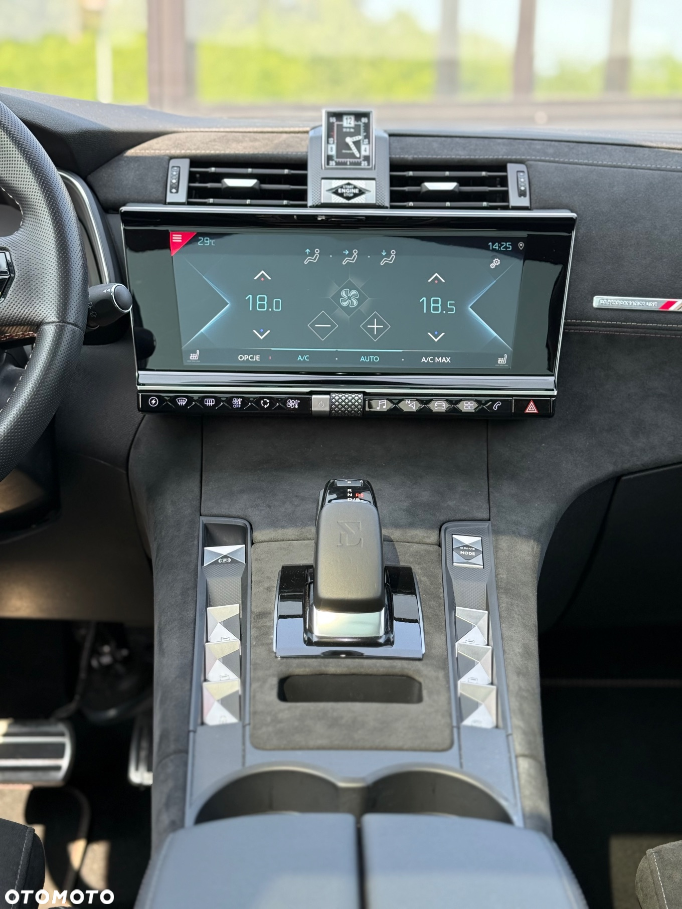 DS Automobiles DS 7 Crossback 1.6 E-Tense 4x4 Performance Line + - 27