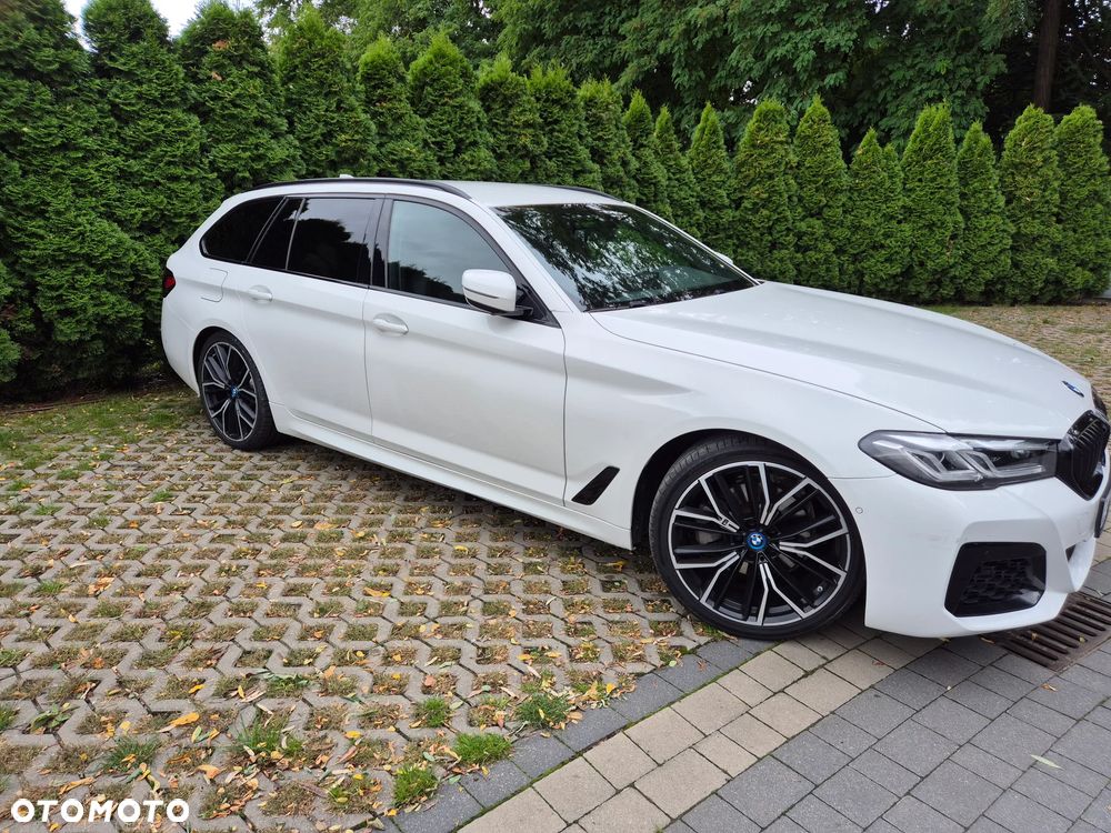 BMW 5 Series 2021 photo 3