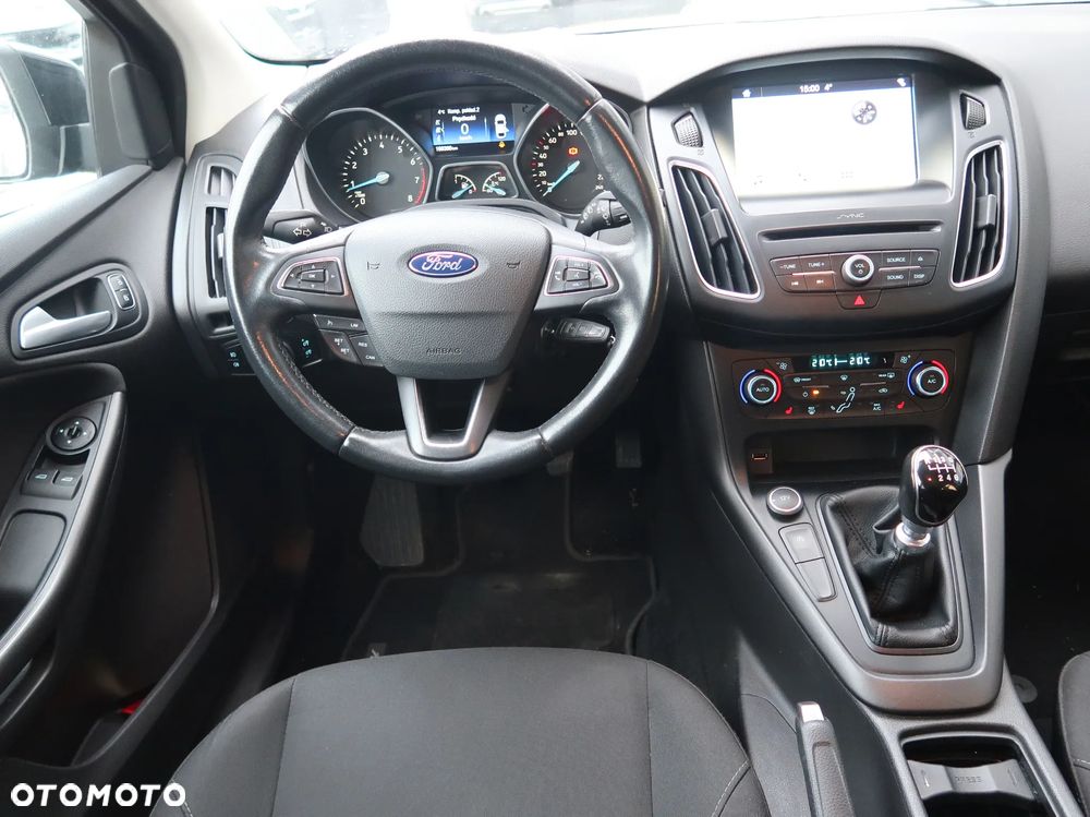 Ford Focus 1.5 EcoBoost Trend ASS - 22