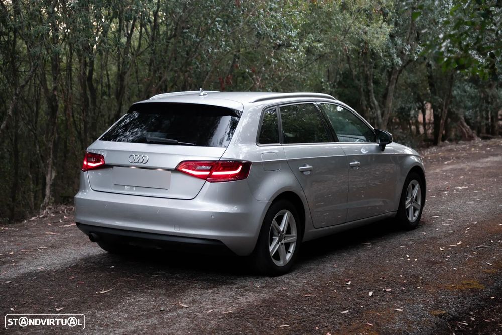 Audi A3 Sportback 1.6 TDI (clean diesel) Attraction - 10