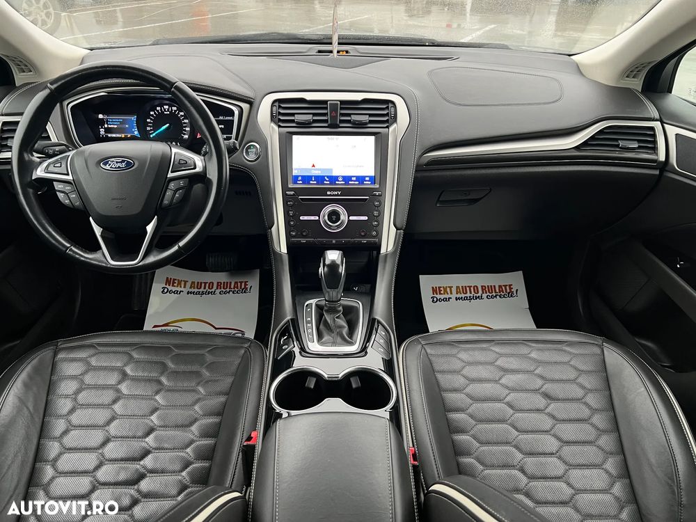 Ford Mondeo 2.0 HEV Vignale - 12