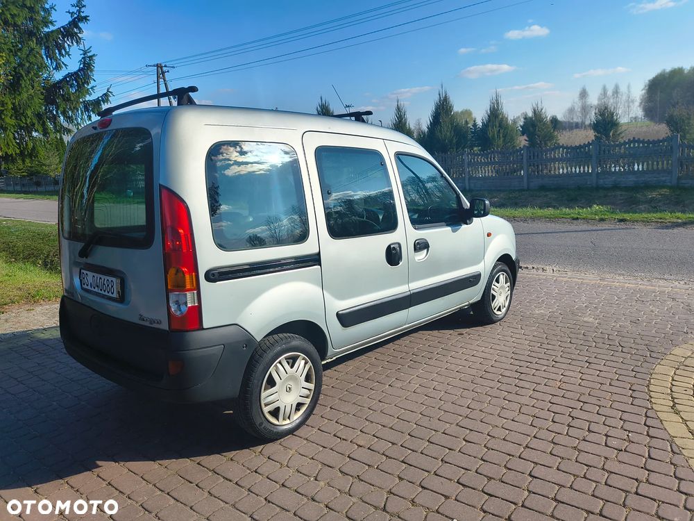 Renault Kangoo 1.6 16V Privilege - 14