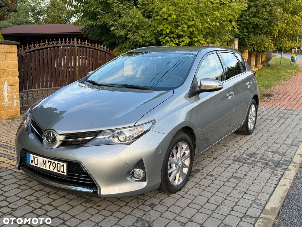 Toyota Auris - 24