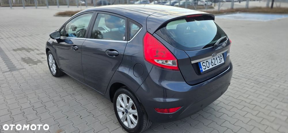 Ford Fiesta 1.4 Ghia - 4