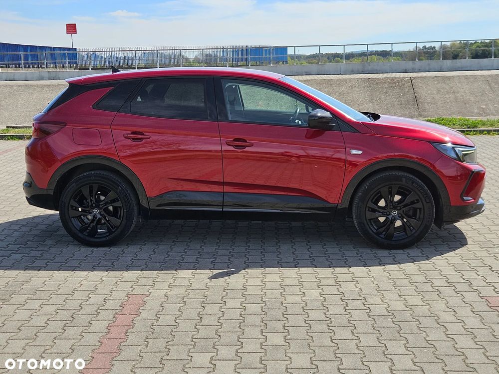 Opel Grandland 1.2 T GS S&S - 12