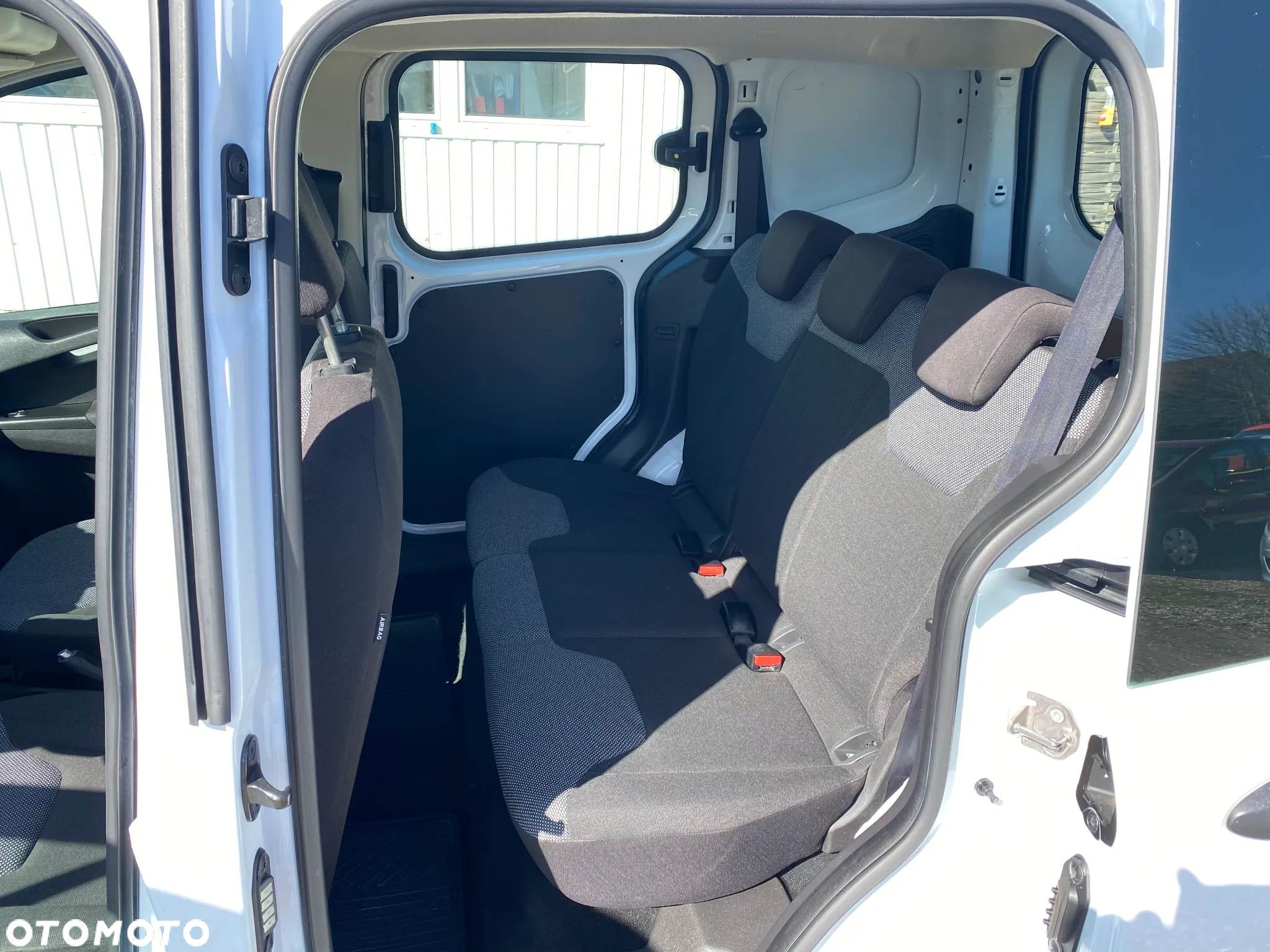Ford Transit Courier Trend - 8