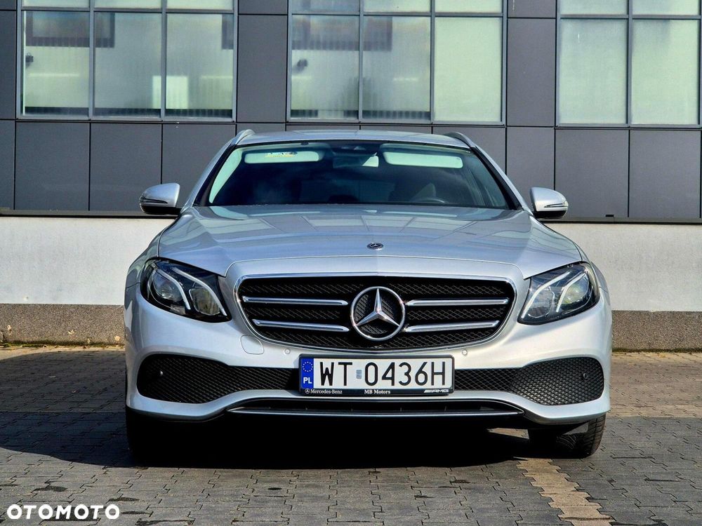 Mercedes-Benz Klasa E - 9
