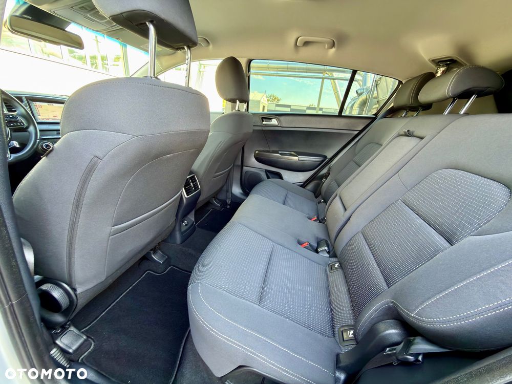 Kia Sportage 1.6 GDI 2WD DREAM-TEAM EDITION - 11