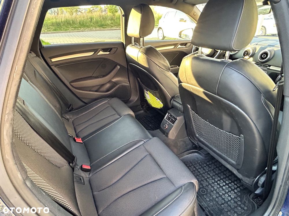 Audi A3 Sportback 2.0 TDI S tronic S line Sportpaket - 5