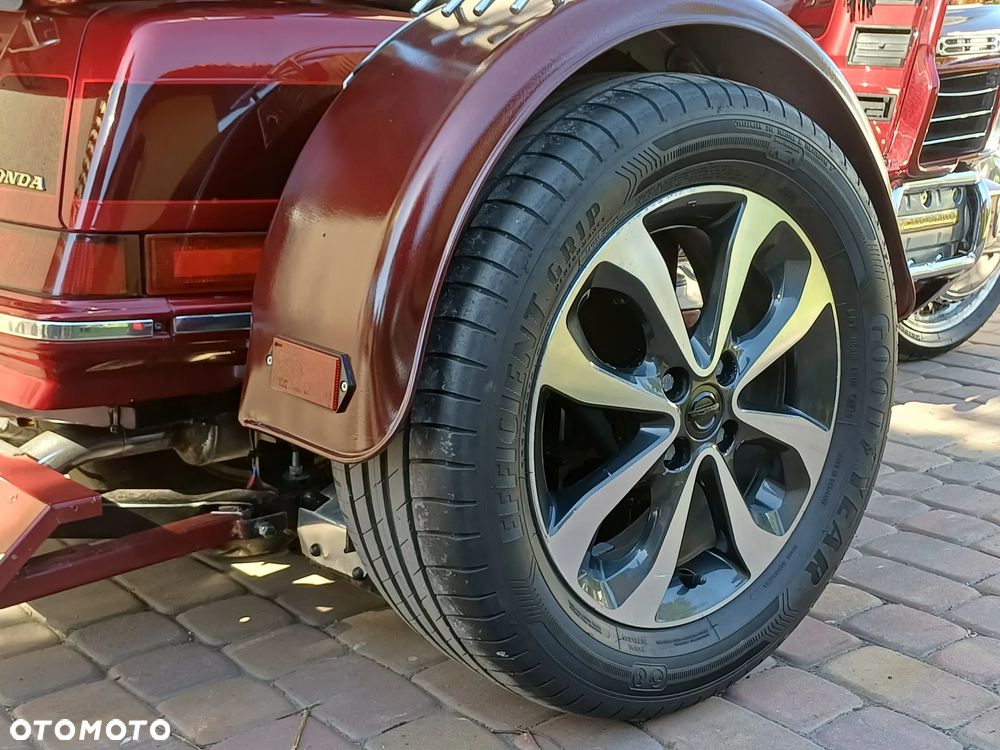 Honda GL - 18