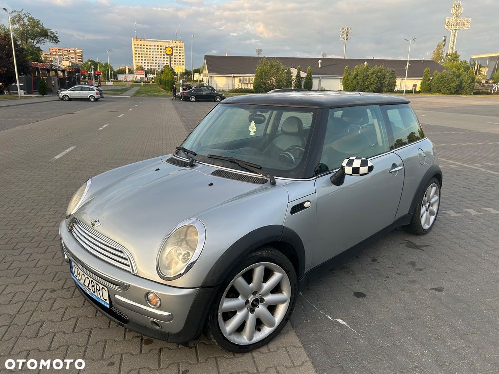 MINI Cooper Standard - 2