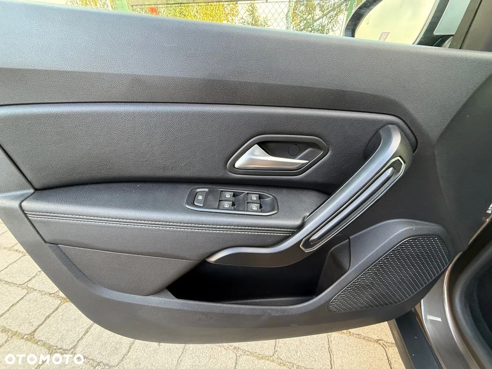 Dacia Duster TCe 100 2WD Comfort - 17