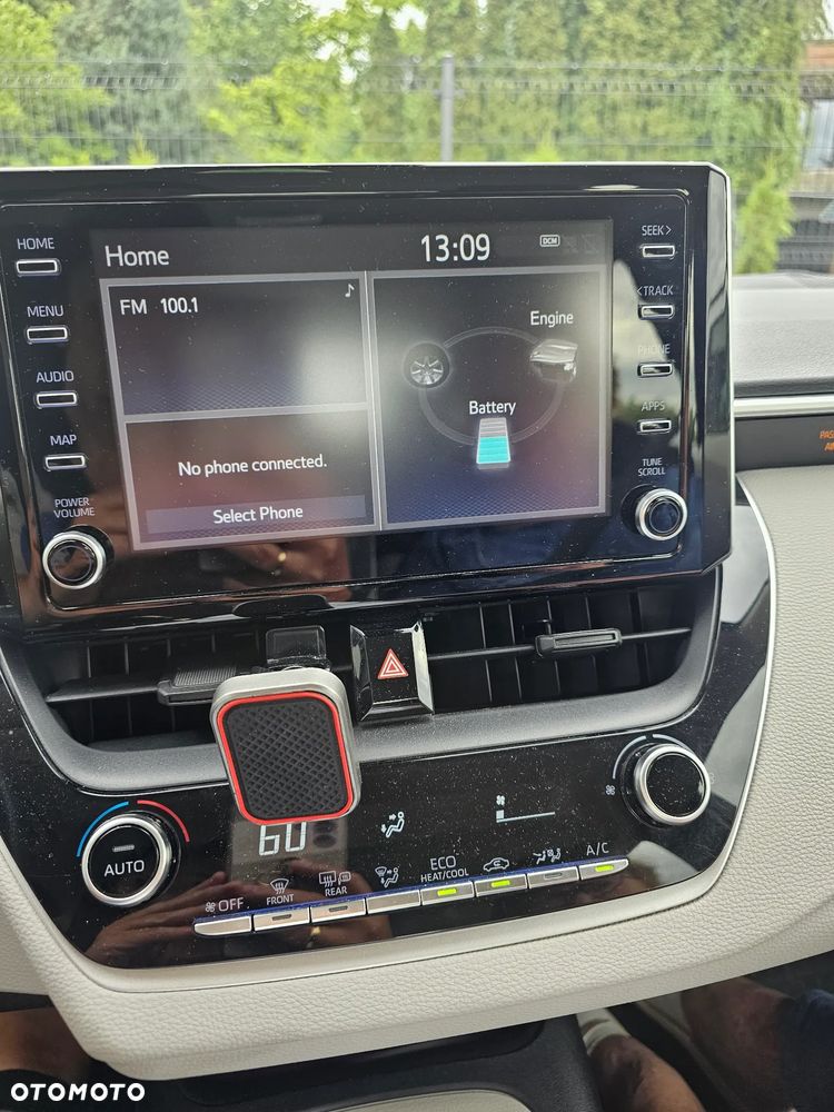 Toyota Corolla 1.8 Hybrid Comfort - 11