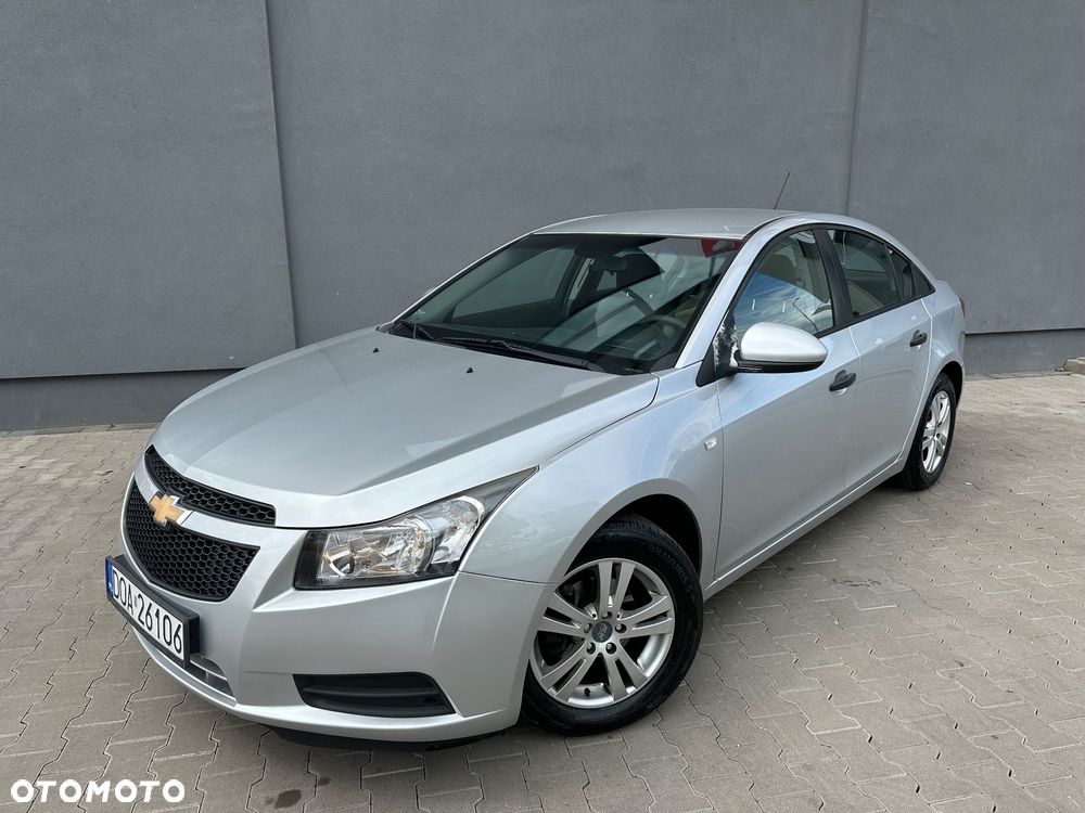 Chevrolet Cruze 1.6 LT+ - 11