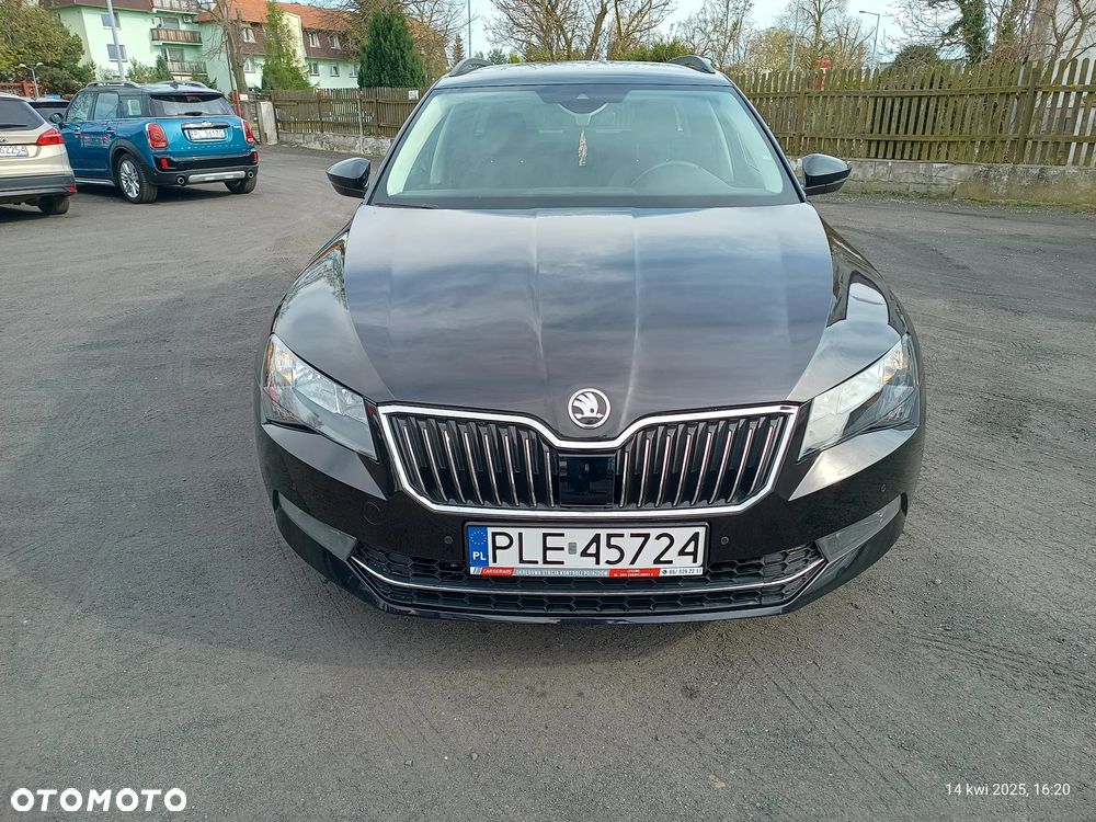Skoda Superb 2.0 TDI Active DSG7 - 14