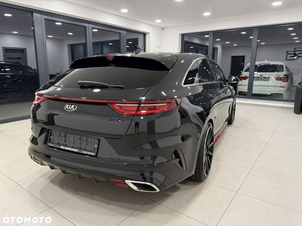 Kia ProCeed 1.6 T-GDI GT DCT - 6