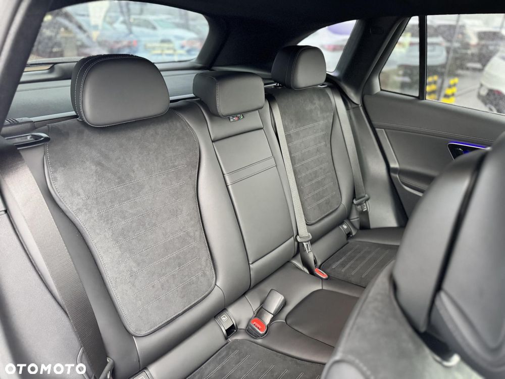 Mercedes-Benz GLC 200 d 4Matic 9G-TRONIC AMG Line Advanced - 14