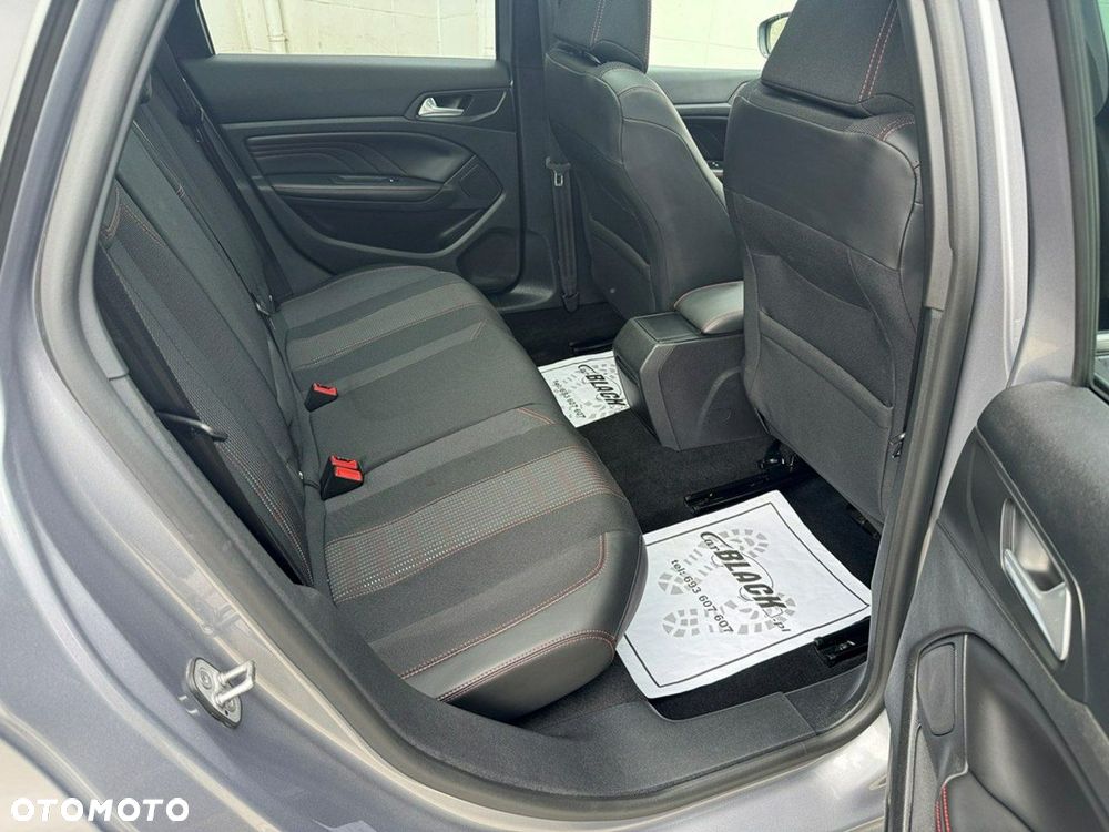 Peugeot 308 - 18