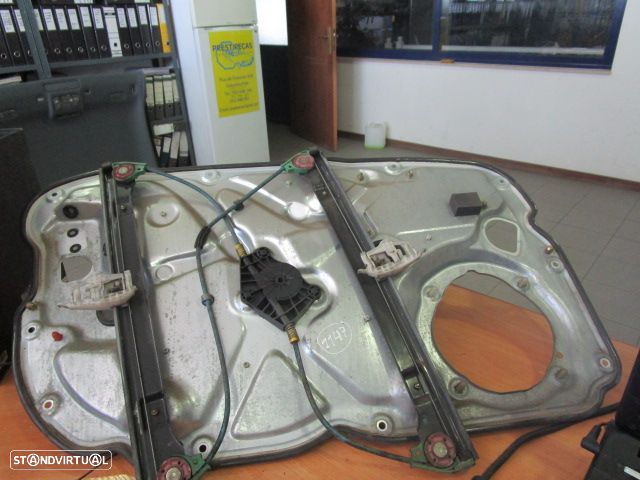 Elevador Sem Motor 00467813420 FIAT STILO SW 2003 5P FD FIAT STILO SW 2003 1.6 16V 105CV 5P PRETO FD - 3