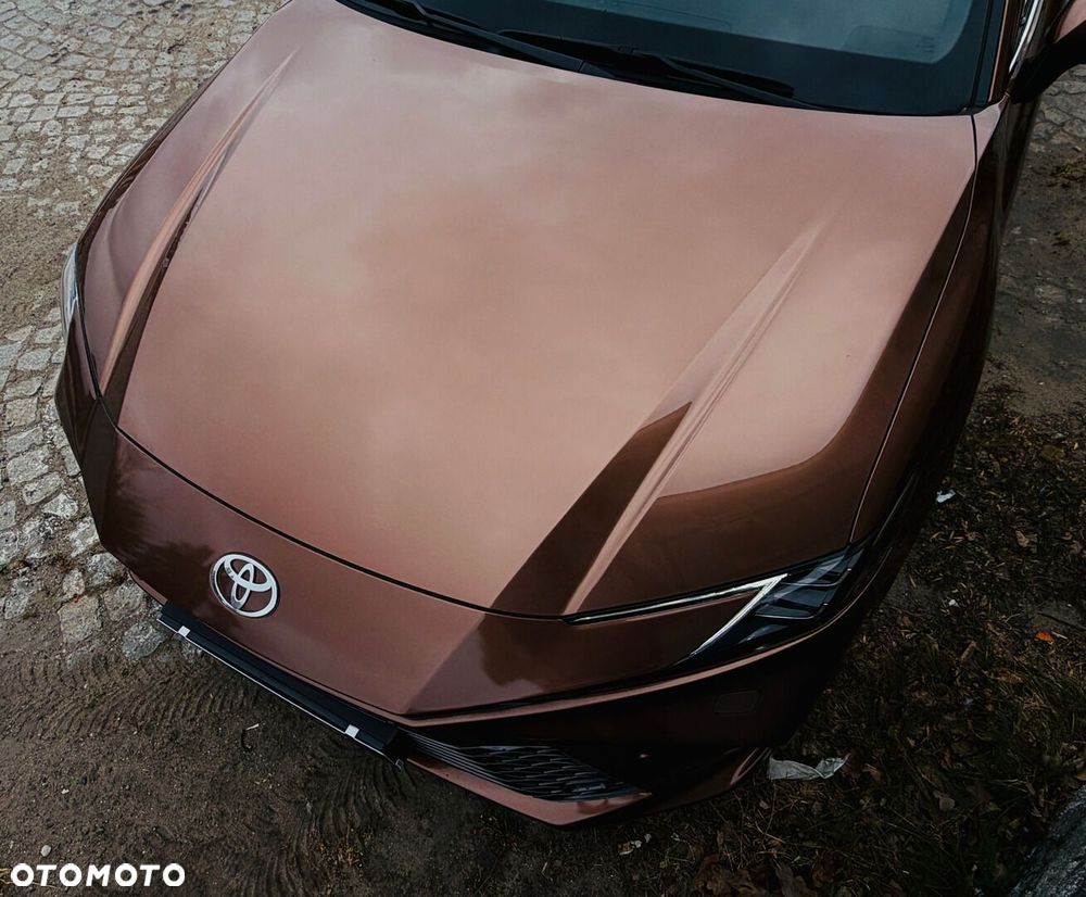 Toyota Camry - 11