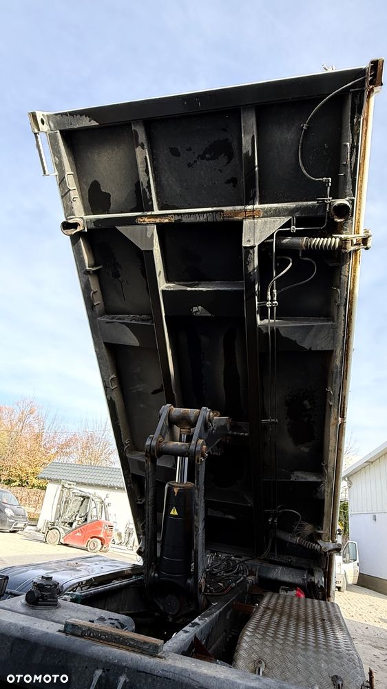 Mercedes-Benz Axor - 11