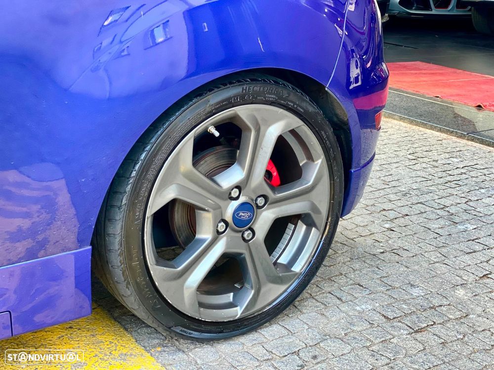 Ford Fiesta 1.6 T ST - 9