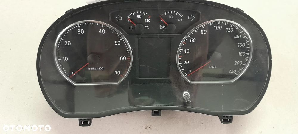 VOLKSWAGEN POLO 9N LICZNIK ZEGARY EUROPA - 1