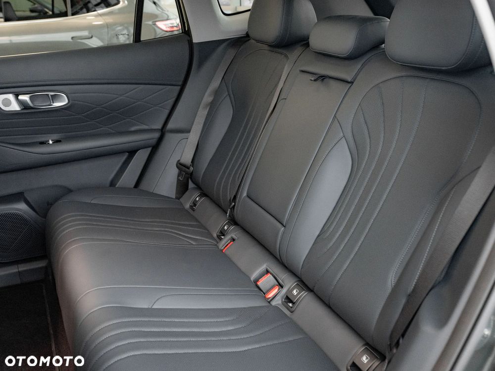 Geely Starray EM-i 1.5 PHEV Max - 15