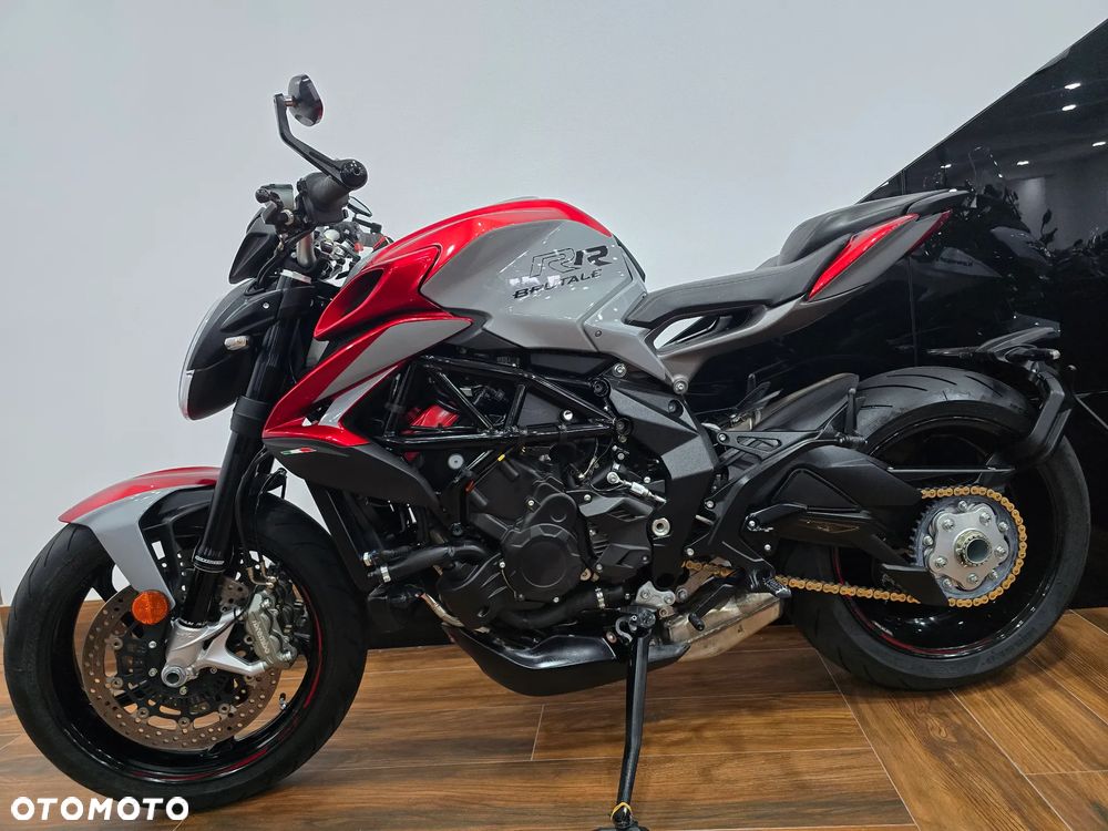 MV AGUSTA Brutale - 38