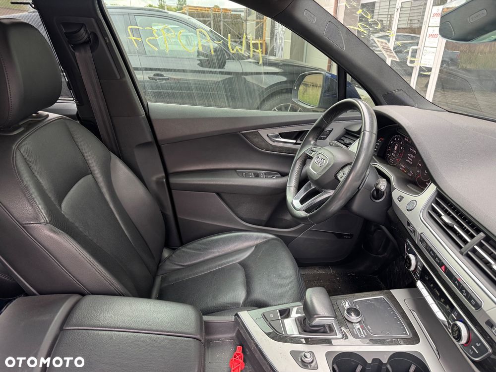 Audi Q7 3.0 TFSI Quattro Tiptronic - 10