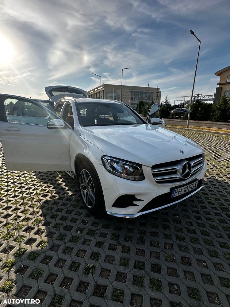 Mercedes-Benz GLC 220 d 4Matic 9G-TRONIC AMG Line - 11
