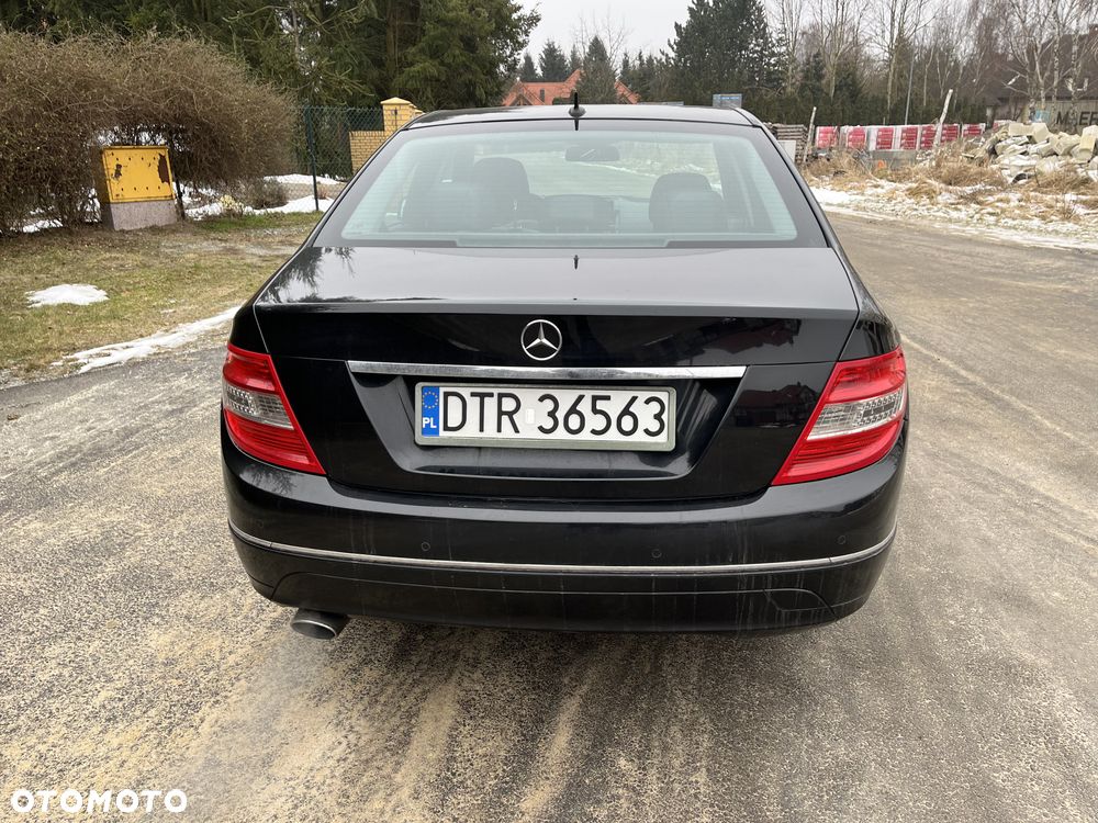 Mercedes-Benz Klasa C 220 CDI DPF Automatik BlueEFFICIENCY Avantgarde - 5