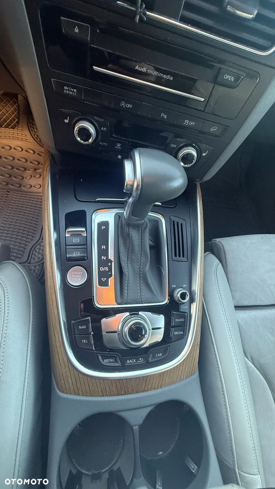 Audi Q5 2.0 TDI Quattro Design S tronic - 26