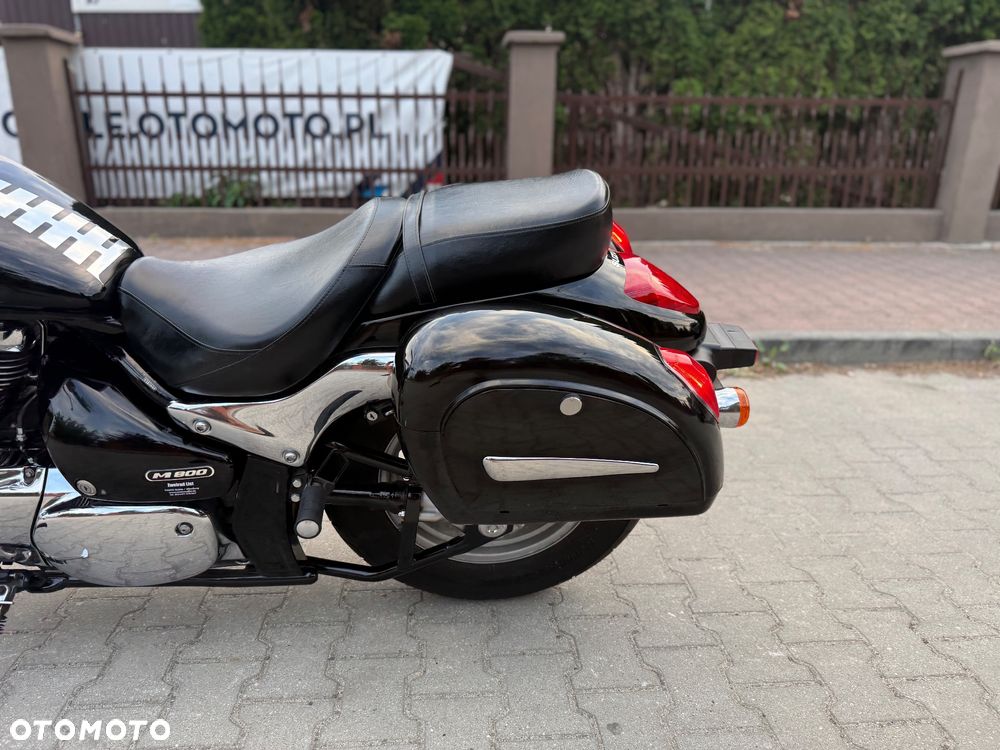 Suzuki Intruder - 23